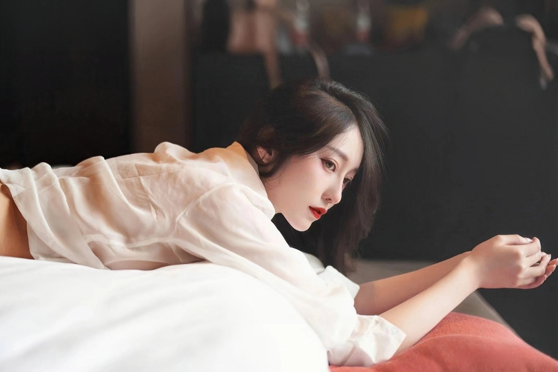 日本在线免费观看高清视频_日本精品一区二区三区免费_国产精品一区二区三区下载_avav天堂精品国产亚洲_日韩黄漫啪啪免费动漫_国产丝袜精品视频_欧美黄片一区二区三区不卡_小小水蜜桃3视频高清在线观看|做团扇学“点蓝” 台湾大学生沉浸式体验传统非遗技艺